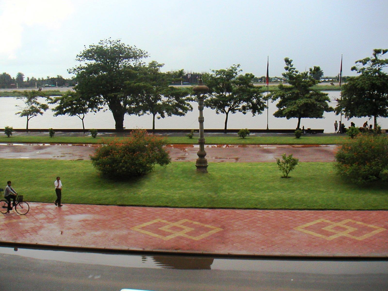 Bougainvillier Hotel Phnom Penh Luaran gambar