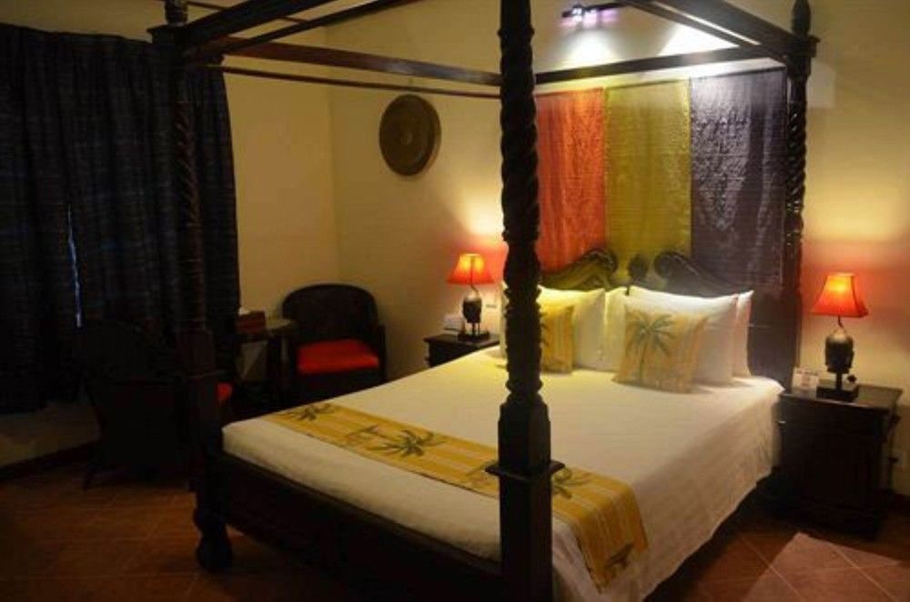 Bougainvillier Hotel Phnom Penh Luaran gambar