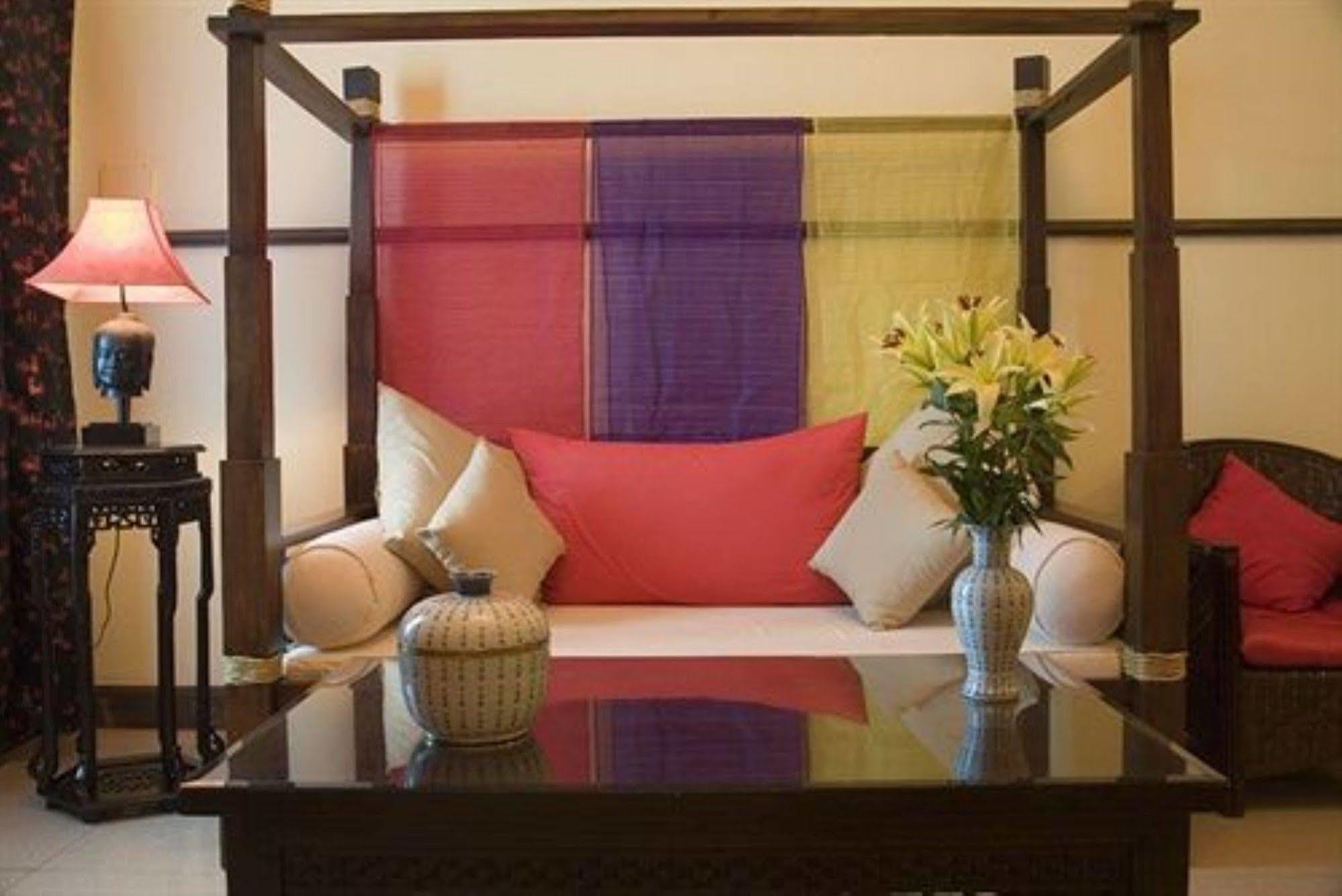 Bougainvillier Hotel Phnom Penh Luaran gambar
